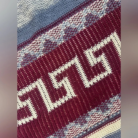 Entro Aztec Geometric Maroon and Gray Fringe Poncho S/M - Picture 6 of 8